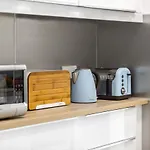 Mackenzie Zoe Seafront Daire