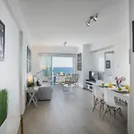 Mackenzie Zoe Seafront Apartamento *