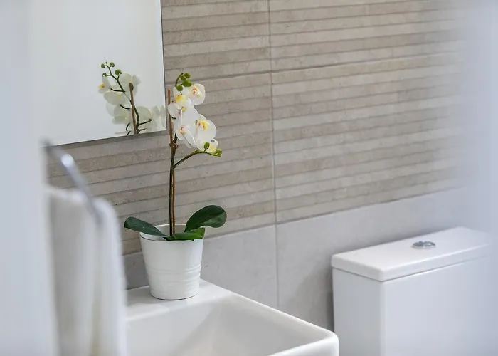 Mackenzie Zoe Seafront Апартаменты